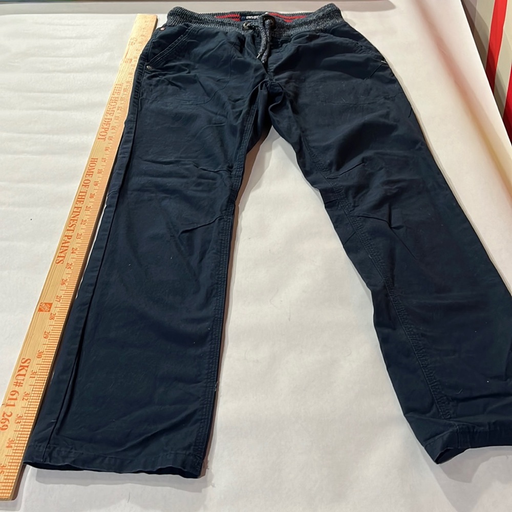 Youth boys chino type pants, elastic waist—size m